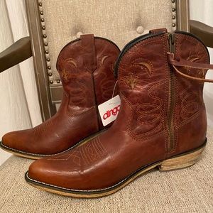 dingo Adobe Rose Boots